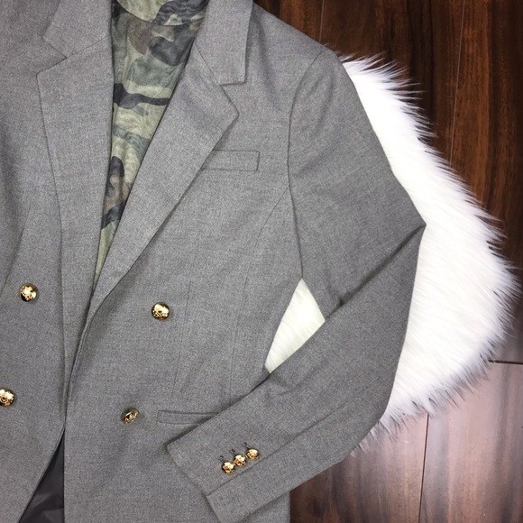 Banana Republic Boyfriend Double Breasted Blazer - Picture 3 of 8